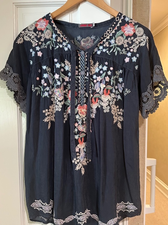Johnny Was Tops - Johnny Was - Embroidered Silk Tunic